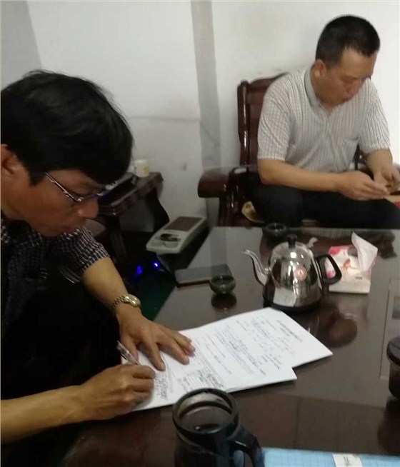 蘇州（持盈模具）中走絲線切割現場簽單