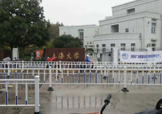 上海（上海大學(xué)）線切割機床實地客戶
