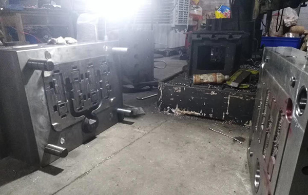 江西（合力模具）現場2